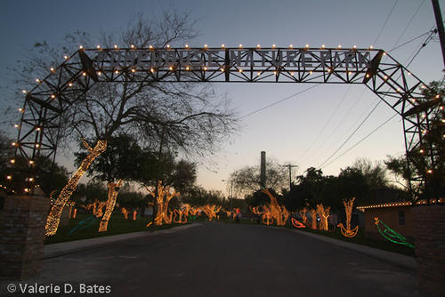 Hidalgo, Tx. Decorates for Christmas