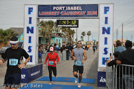 20120114_runwalk-finish-150.jpg