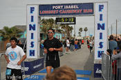 20120114_runwalk-finish-196.jpg